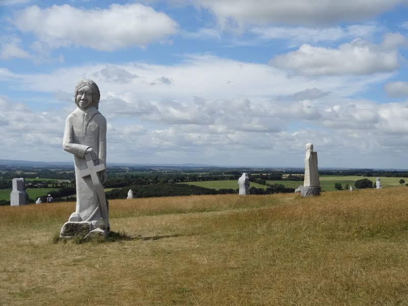 2096-2015-07-05-la-vallee-des-saints-032