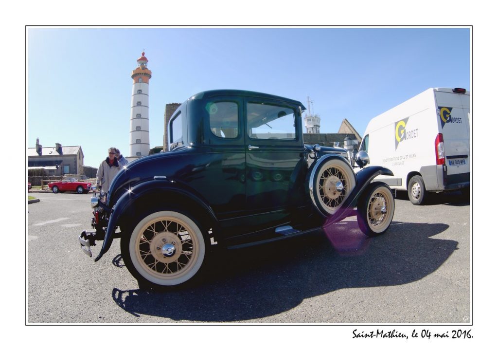 2744-20160504_16505_vehicule_ancien_saint_mathieu_1200px