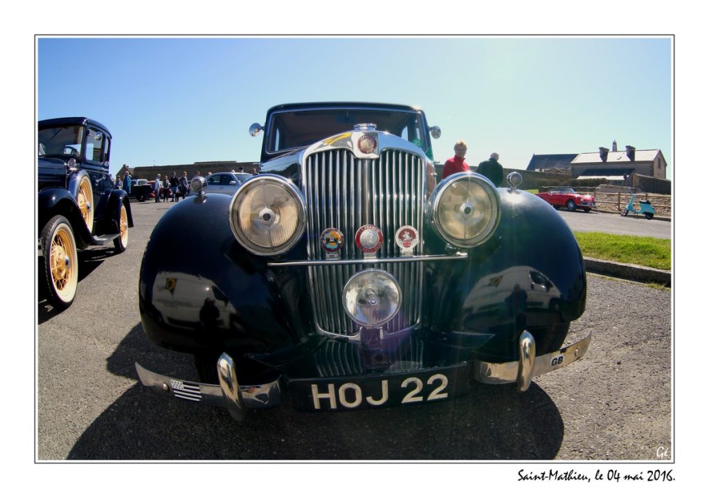 2746-20160504_16509_vehicule_ancien_saint_mathieu_1200px